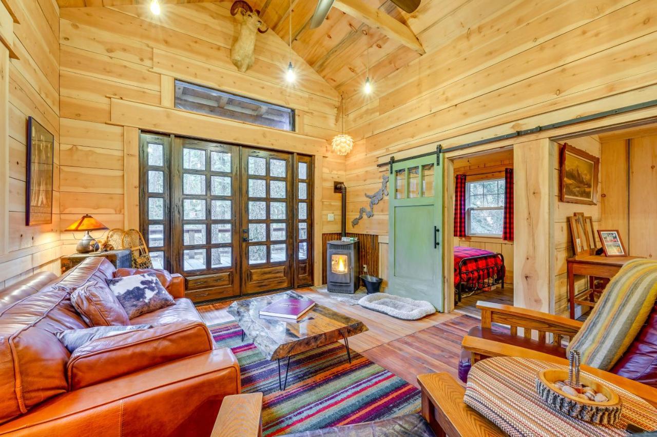 Enchanting Creekside Cabin Near Kings Canyon Park! Badger Dış mekan fotoğraf