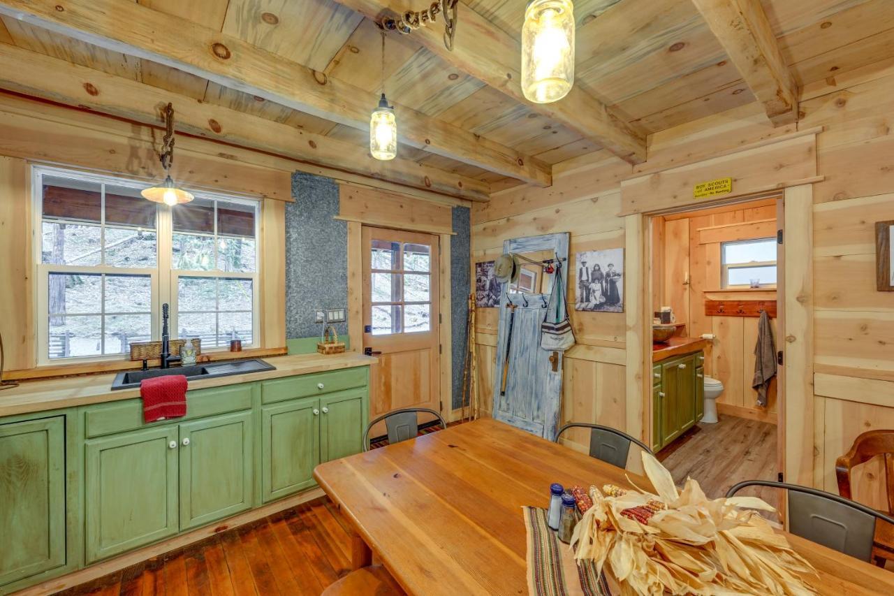 Enchanting Creekside Cabin Near Kings Canyon Park! Badger Dış mekan fotoğraf