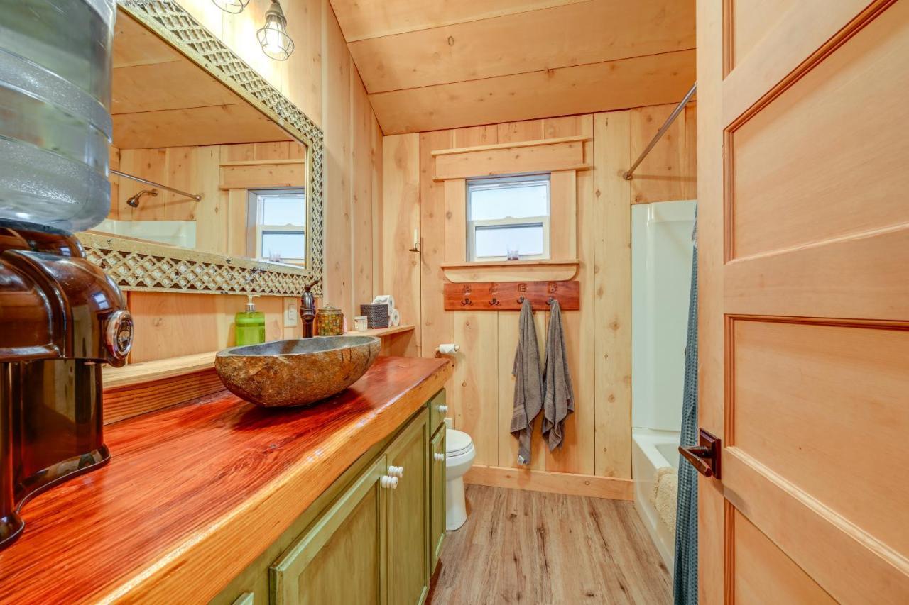 Enchanting Creekside Cabin Near Kings Canyon Park! Badger Dış mekan fotoğraf