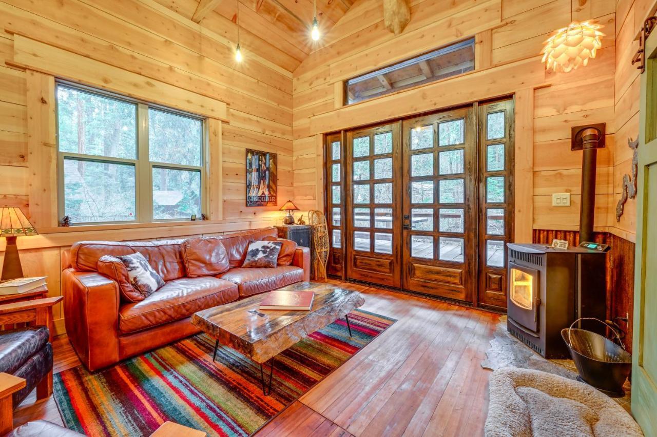 Enchanting Creekside Cabin Near Kings Canyon Park! Badger Dış mekan fotoğraf